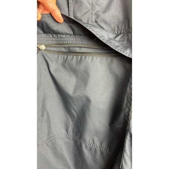 Gap‎ - Picture 5 of 10